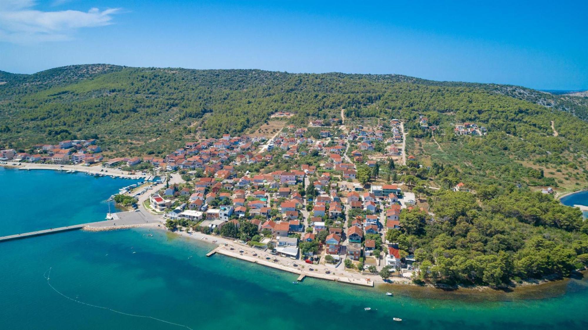 Apartments Picikato Bilice Bagian luar foto