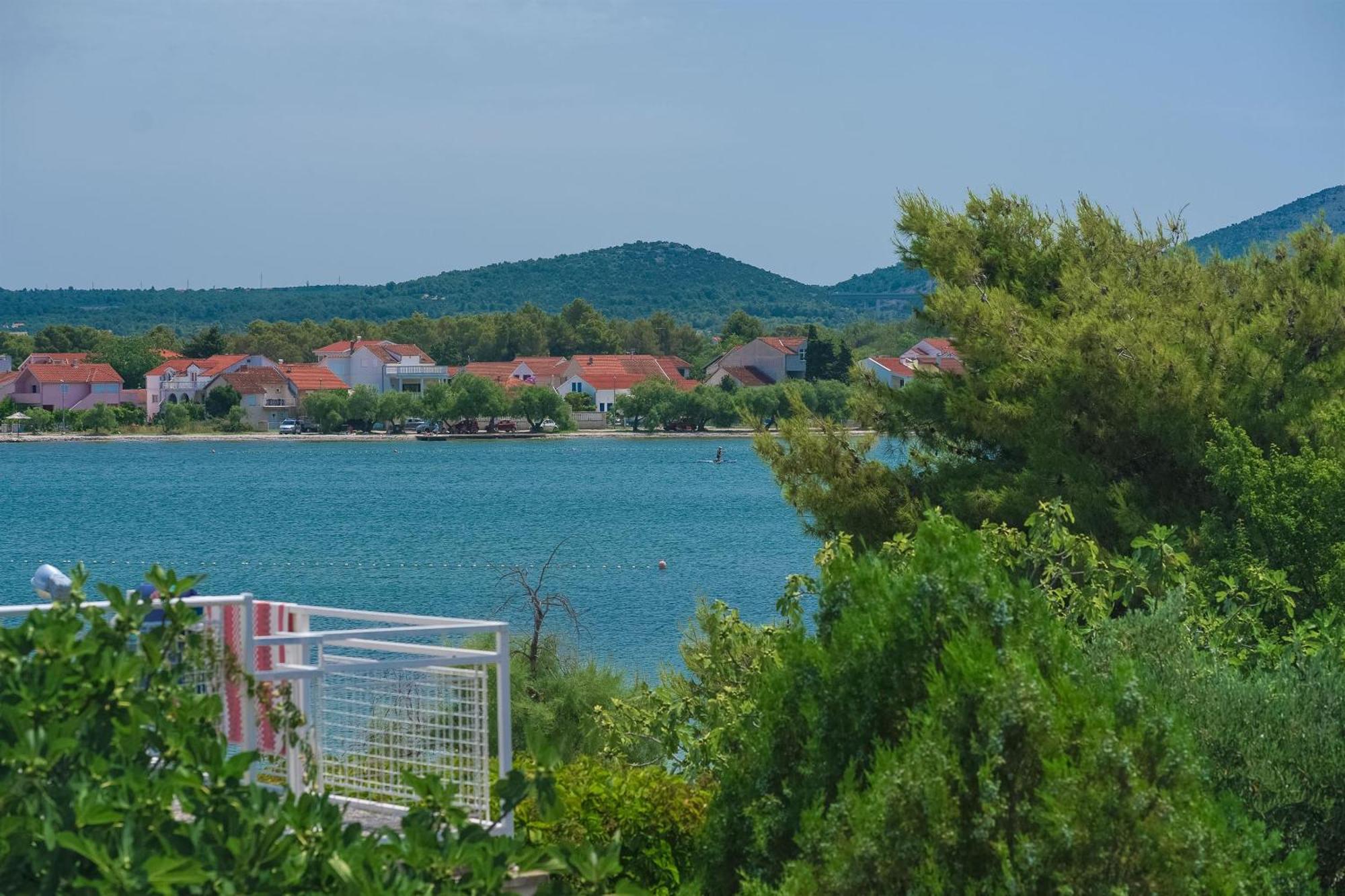 Apartments Picikato Bilice Bagian luar foto
