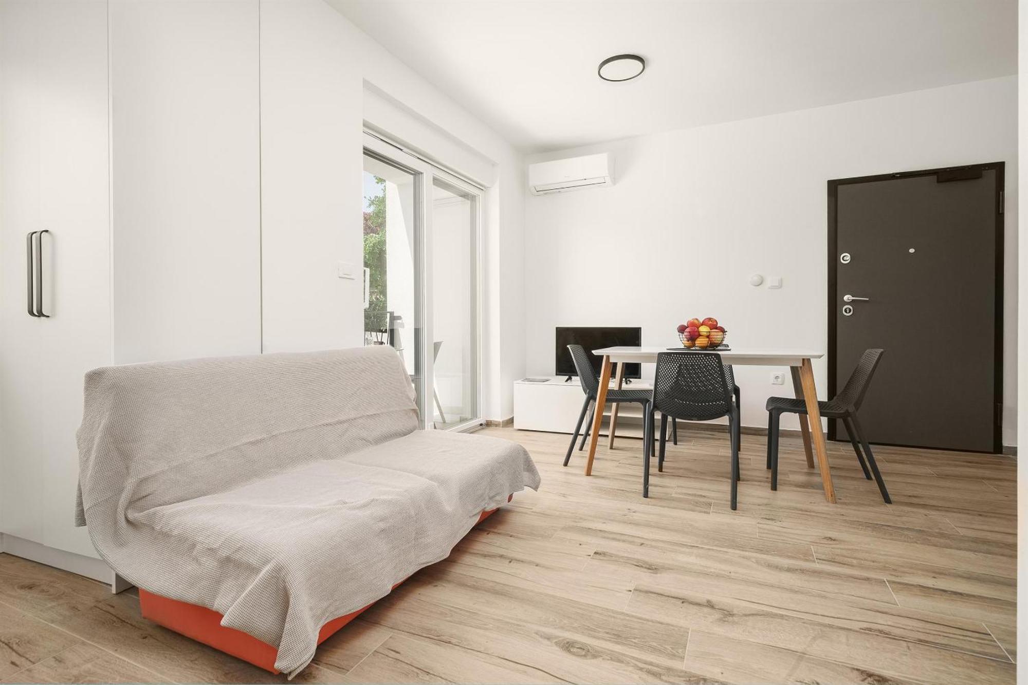 Apartments Picikato Bilice Bagian luar foto